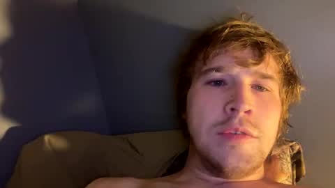kylelovepussy69 online show from February 25, 10:26 am