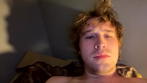 kylelovepussy69 online show from February 21, 10:17 am