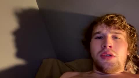 kylelovepussy69 online show from March 5, 10:11 am