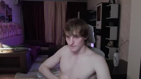 l1onkennedy online show from December 13, 7:53 pm