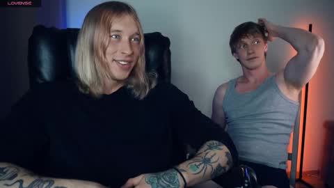 Adonis online show from December 4, 3:41 pm