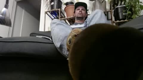 Snapshot of laidback_and_chill chatting on December 23, 12:25 am Rick online show from December 23, 12:25 am