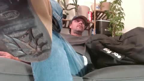 Snapshot of laidback_and_chill chatting on December 3, 4:13 am Rick online show from December 3, 4:13 am