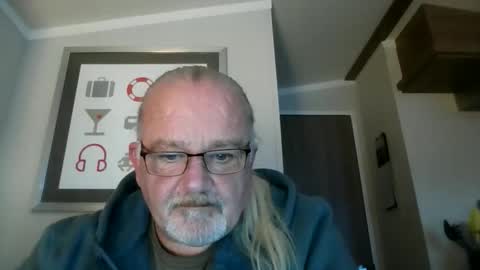 lamabama online show from November 26, 9:29 pm