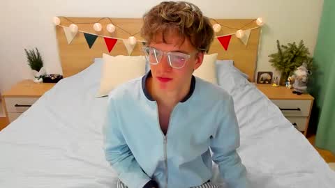 Fandi online show from January 12, 5:44 pm