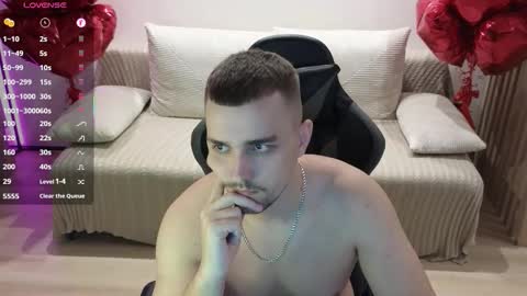 Lars online show from November 6, 12:35 am