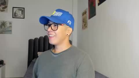 lass_nazar online show from October 28, 1:19 am