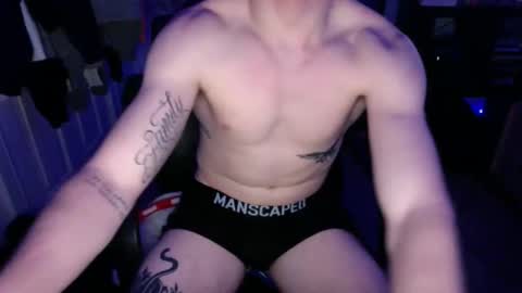 Snapshot of latepleasures chatting on February 28, 8:09 am latepleasures online show from February 28, 8:09 am