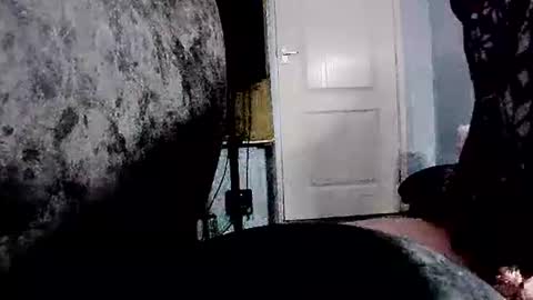 latexchris77 online show from February 18, 9:29 am