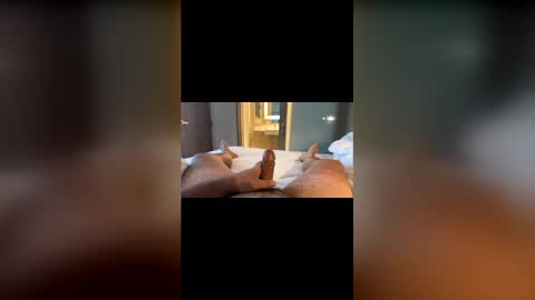 latinbulldaddy88036 online show from May 23, 12:54 pm