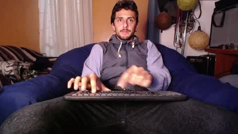 Juanito online show from October 11, 2:04 am