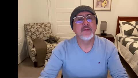 QS - INDEPENDENT MODEL online show from January 14, 5:23 am