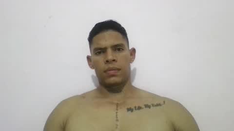 latinoxxl22cm online show from February 19, 4:12 am