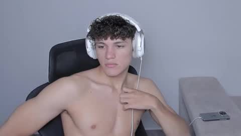 Laureent online show from October 2, 9:41 pm