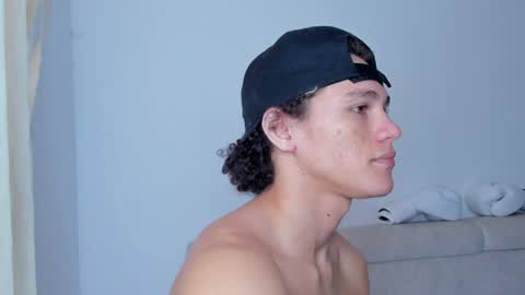 Laureent online show from January 27, 2:35 pm