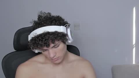 Laureent online show from October 22, 6:32 pm