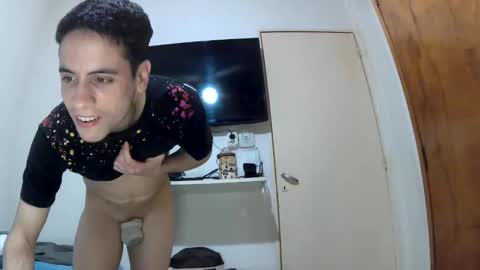 Lautaro online show from December 15, 6:40 am