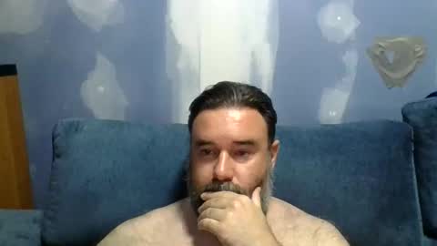 lecheare28 online show from June 9, 11:45 am