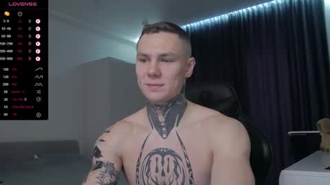 Snapshot of lechery_boy chatting on February 15, 8:33 am Lechery boy online show from February 15, 8:33 am