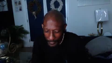 Ebony DeafGuy online show from November 28, 8:27 am