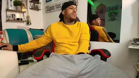 leenar_key online show from December 3, 10:54 am