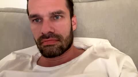 leexxx_69 online show from April 28, 1:00 am