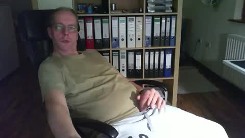 Dave online show from December 18, 1:34 am