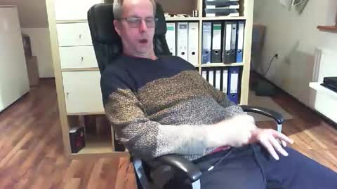 Dave online show from November 22, 9:36 pm