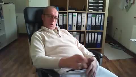 Dave online show from February 15, 11:18 am