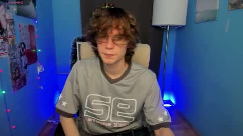 Leo online show from November 28, 2:19 pm