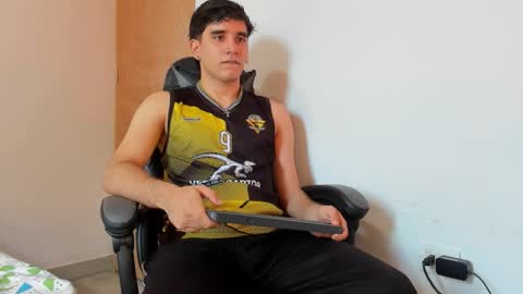 Leo Jones online show from January 30, 6:43 pm