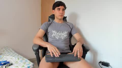 Leo Jones online show from March 3, 8:18 pm