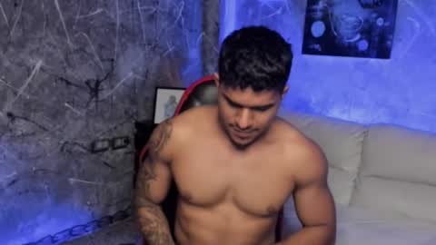 Leo independent model online show from February 26, 2:02 am