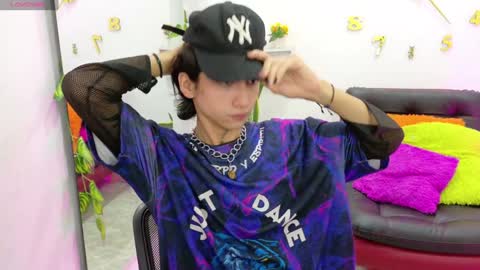 Leo online show from February 3, 12:57 pm