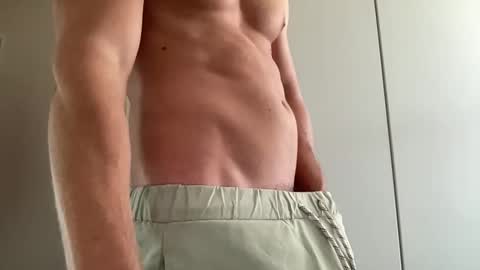 leoandy123 online show from October 24, 2:19 pm