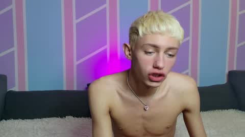 leonlure online show from January 17, 7:44 am