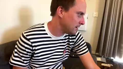 lilithgaze online show from November 5, 6:15 am