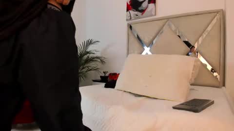 Call me Lian online show from February 19, 12:56 pm