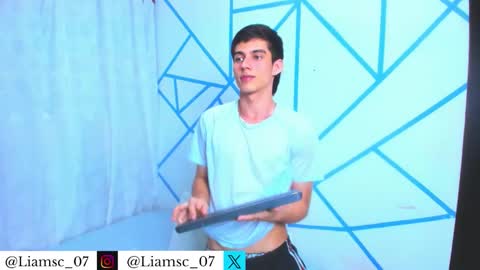 Liam scott77 online show from November 24, 1:39 am