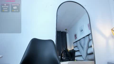lianfox_ online show from February 15, 1:41 pm