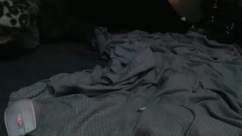 Snapshot of lickurlipz1 chatting on December 29, 4:05 am lickurlipz1 online show from December 29, 4:05 am