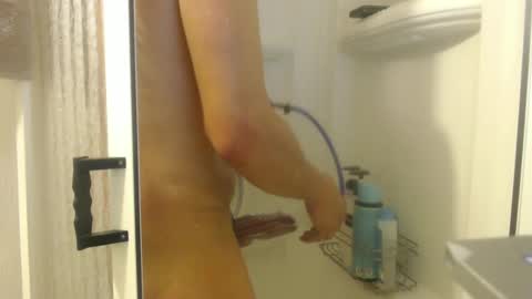 Snapshot of lickurlipz1 chatting on December 22, 8:25 pm lickurlipz1 online show from December 22, 8:25 pm