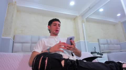 L I I A M online show from February 21, 5:02 am