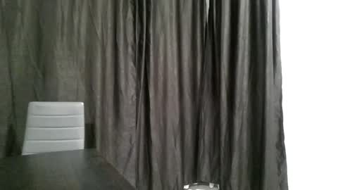 Leo online show from February 27, 4:43 pm