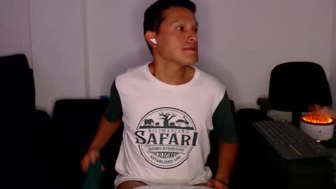 Manu online show from December 16, 3:46 am