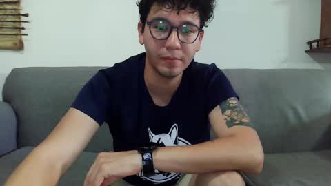 Lobo online show from March 1, 3:38 pm