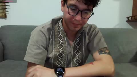 Lobo online show from March 5, 2:03 am