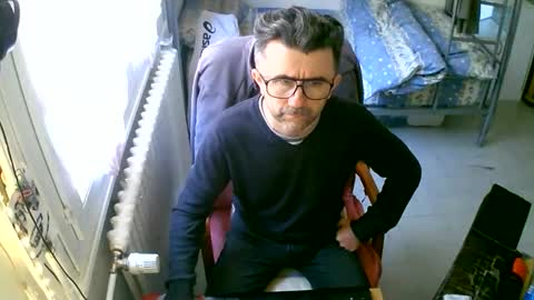 lokoum39 online show from March 4, 12:01 pm