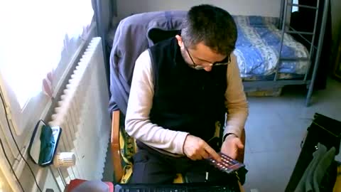 lokoum39 online show from December 12, 11:18 am