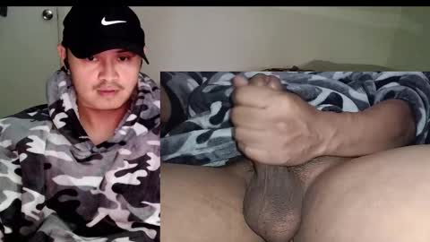 Snapshot of lolo6991 chatting on February 11, 10:18 pm lolo6991 online show from February 11, 10:18 pm